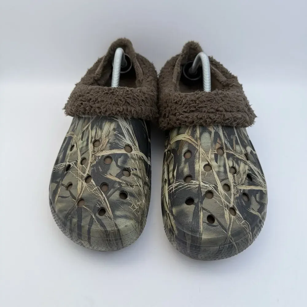 Crocs Unisex CAMO Fleece Lined Clogs Mens Size 10 Womens 12 Comfort Slip on Shoe